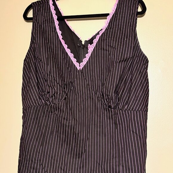 torrid Tops - SOLD NWT Torrid Black with Pink Pinstripes Sleeveless Top